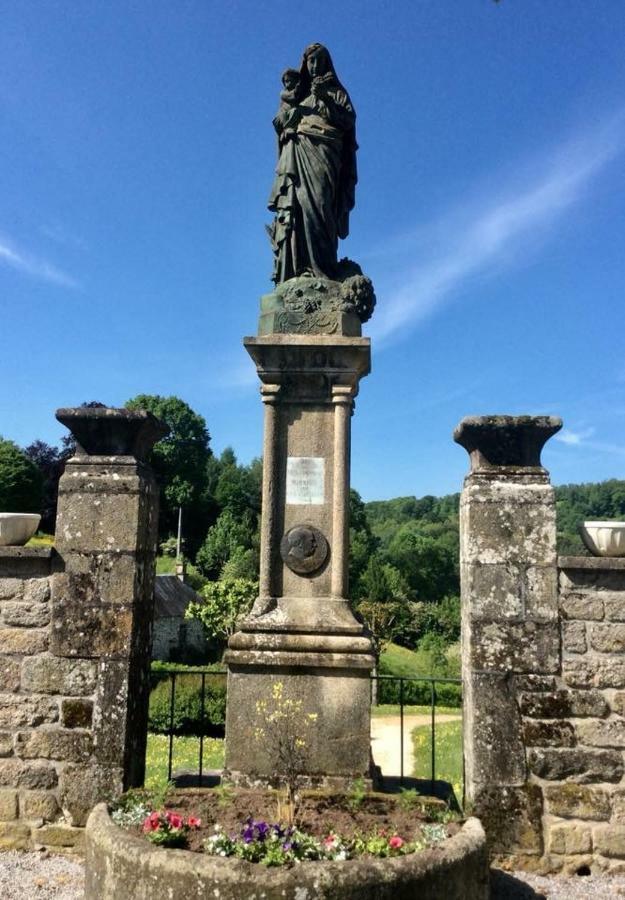 L'Ancienne Maison Panzió Treignac Kültér fotó