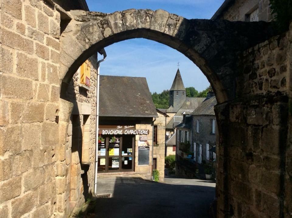 L'Ancienne Maison Panzió Treignac Kültér fotó